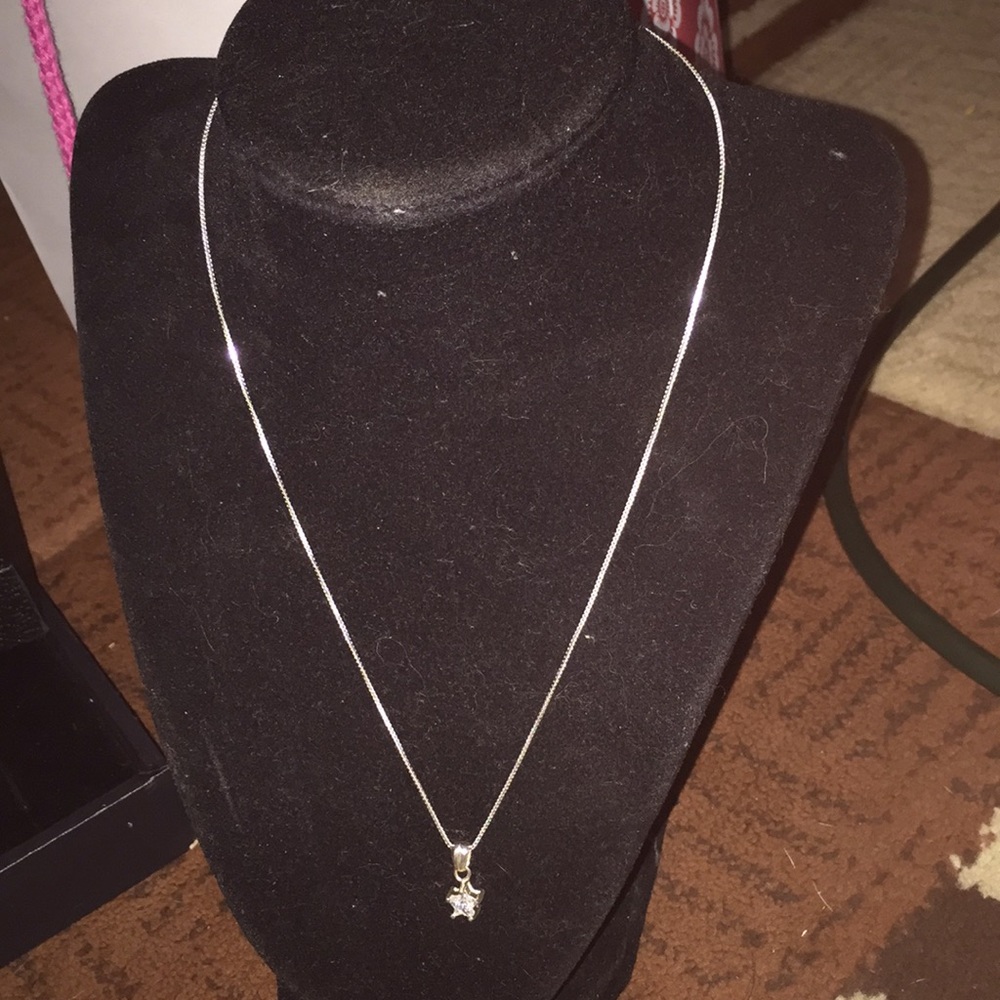Sterling Silver Chain and Star Pendant NWOT